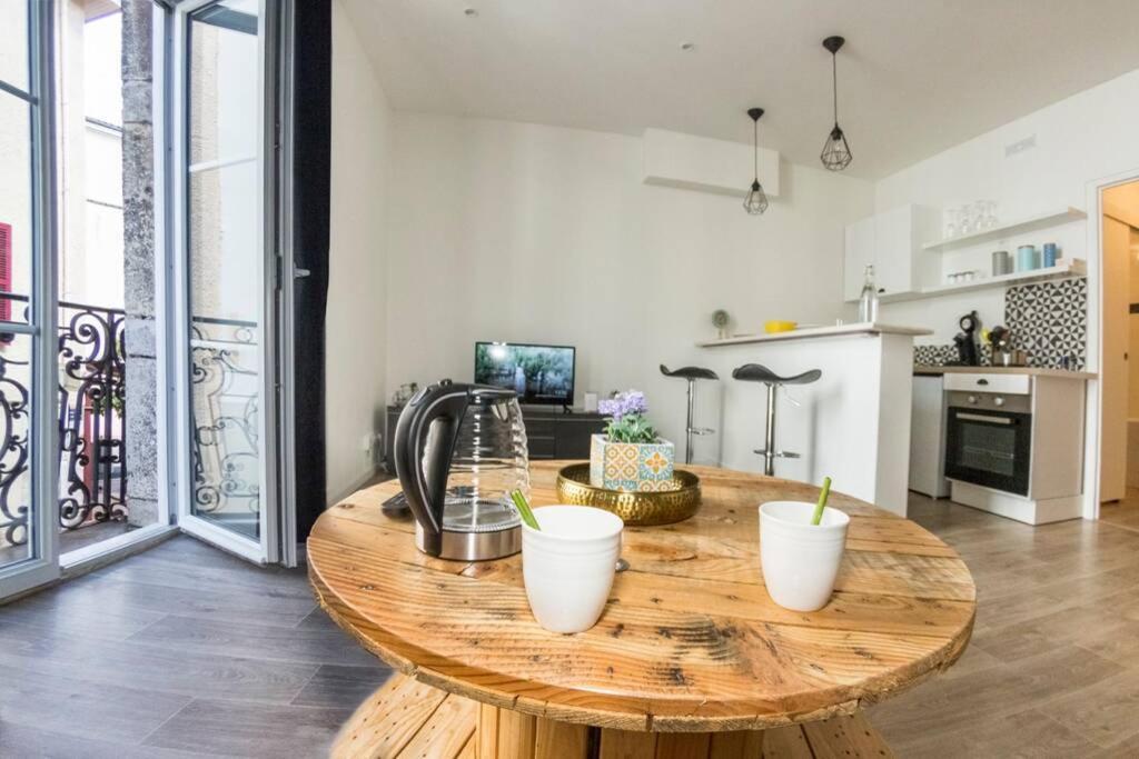 L'Escale - Topdestination-Bourg - Centre Ville - Classe 3 Etoiles 外观 照片