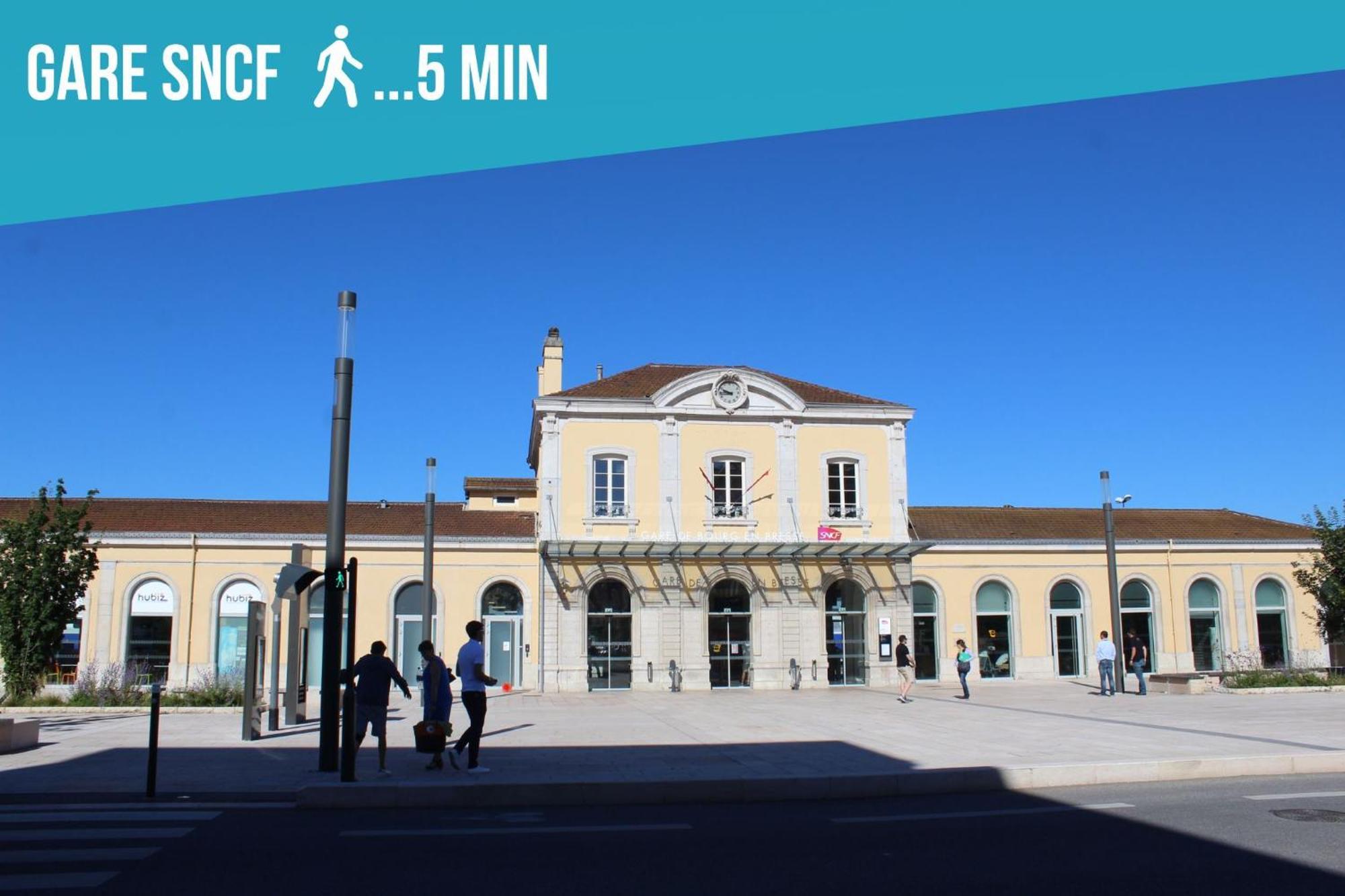 L'Escale - Topdestination-Bourg - Centre Ville - Classe 3 Etoiles 外观 照片